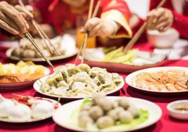 除了禁食野味，中国人这个“餐桌陋习”也要改了！