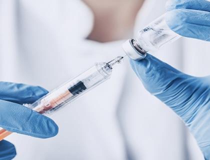 中国首款新型冠状疫苗进入临床试验，比预期提前近一个月